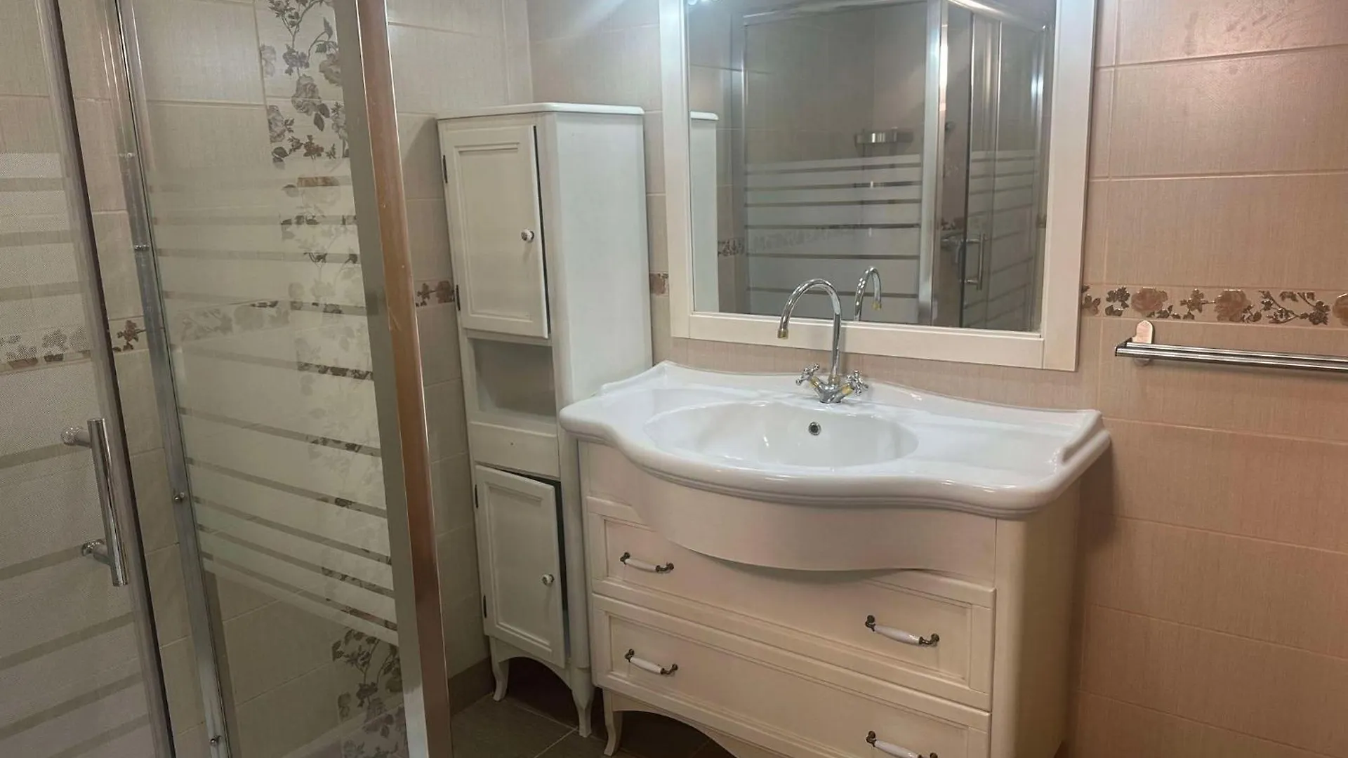 Vila Alemar Otopeni Villa
